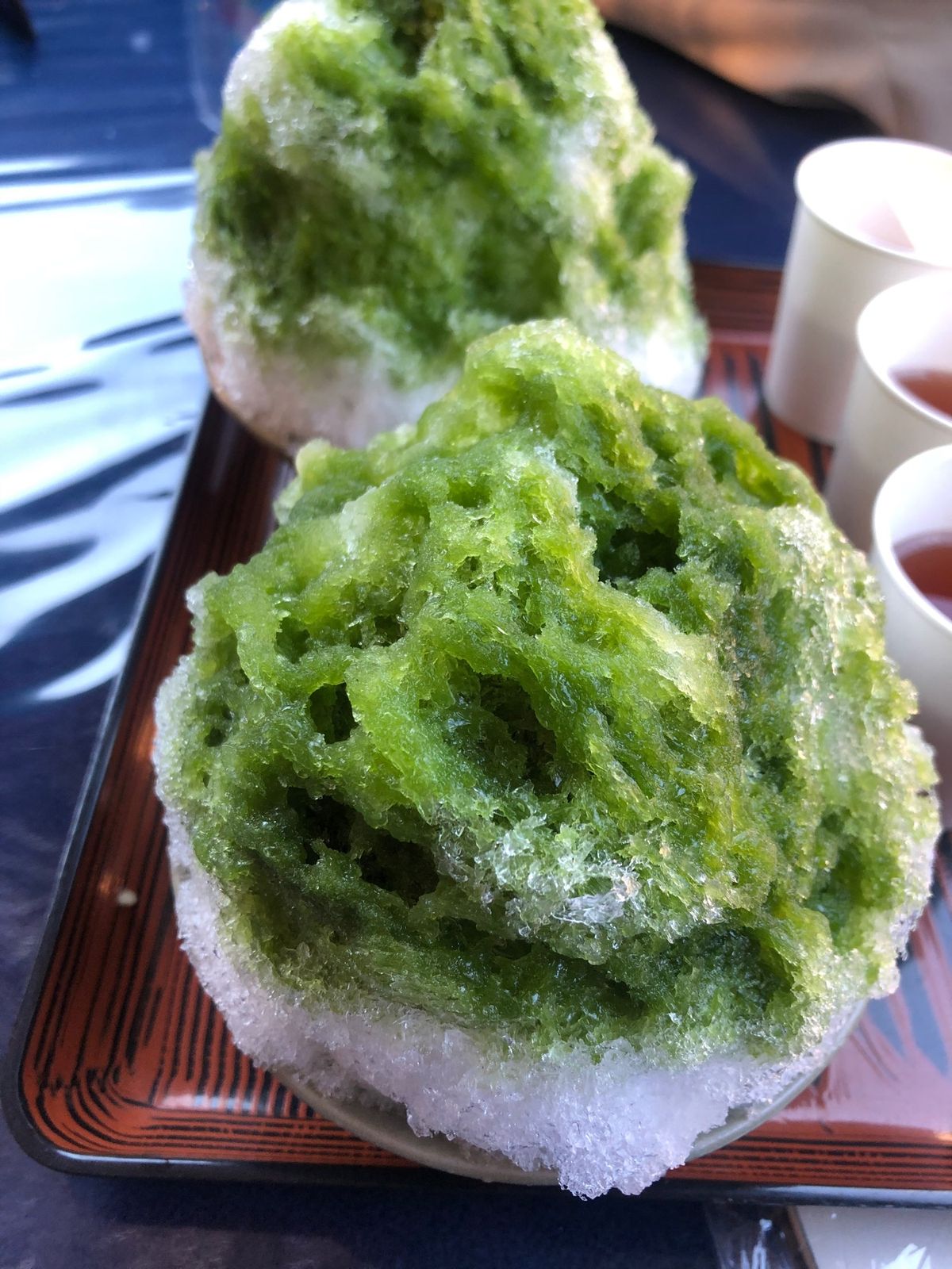 伊勢神宮に向かう途中、松坂牛丼。
外宮と内宮。個人的に外宮の方が好きかも。...