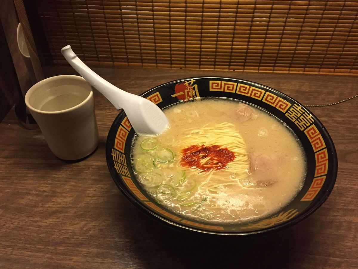 マイルの有効期限が迫ってたので急遽マイルで福岡へ！1泊2日で札幌から福岡行...