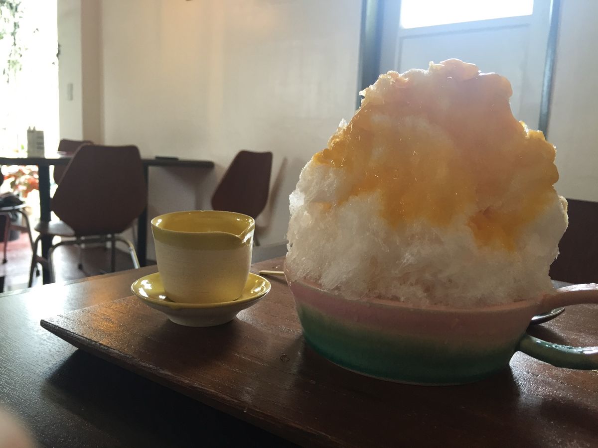 ガンガラーの谷へ。神秘的でした。
カキ氷からのソーキそば。