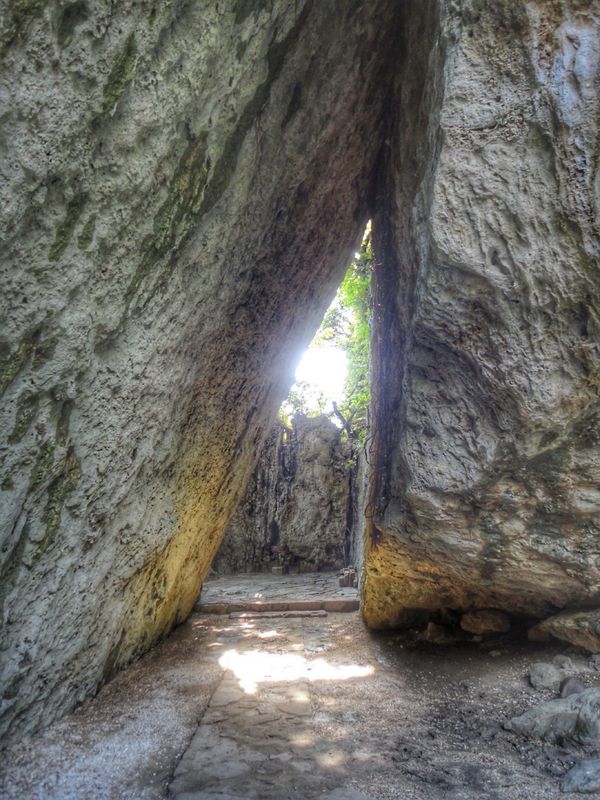 日本・竹富島「Japan🇯🇵沖縄Life🌺🍍」の写真：南城市にあるパワースポット*°
『斎場御...
