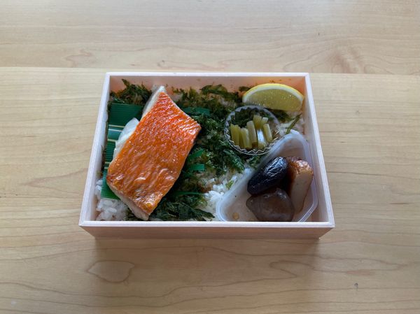 日本・静岡県「南伊豆　下田」の写真：最後に駅で金目鯛弁当

下田といえば金目...