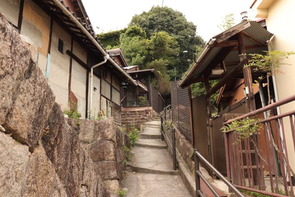 日本・岡山県「青春18きっぷの旅-尾道,倉敷」の写真：
坂とねこのまち

