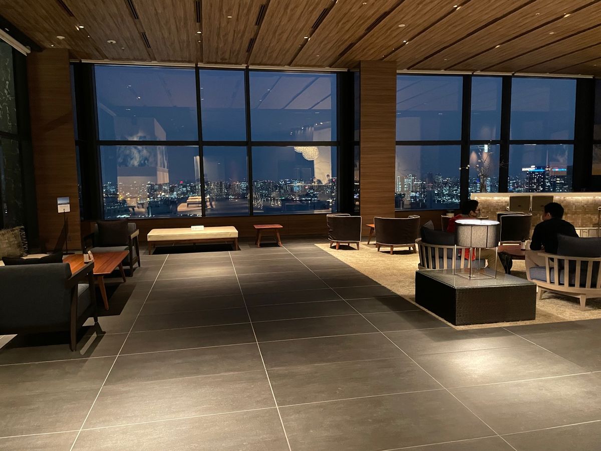 夜景がすごかった
湾岸のタワマン住むぐらいならここでいい気がした、桜の咲き...