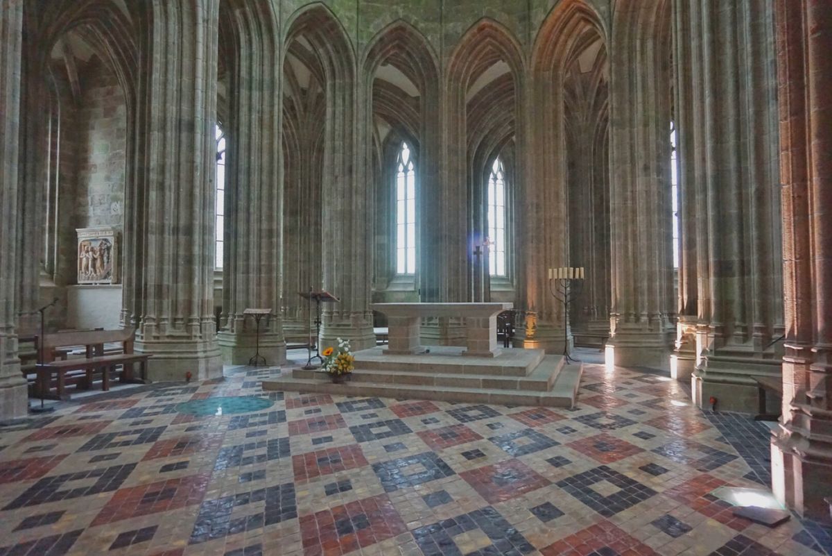 19th Sep. 2016 pic📷

Eglise Abbatiale...