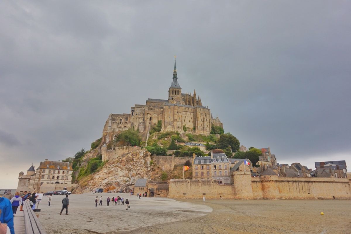 18th Sep. 2016 pic📷

Mont Saint-Miche...