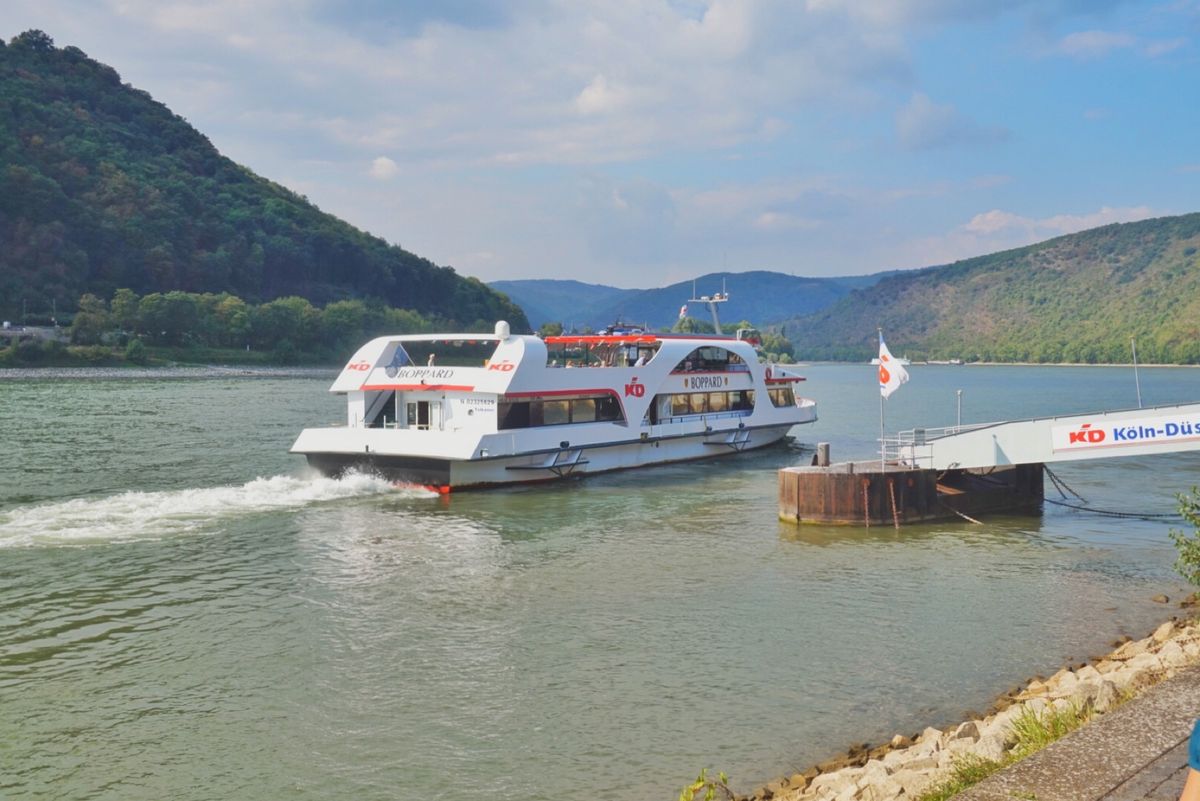 23rd Sep. 2016 pic📷

The Rhine
ライン川*°...