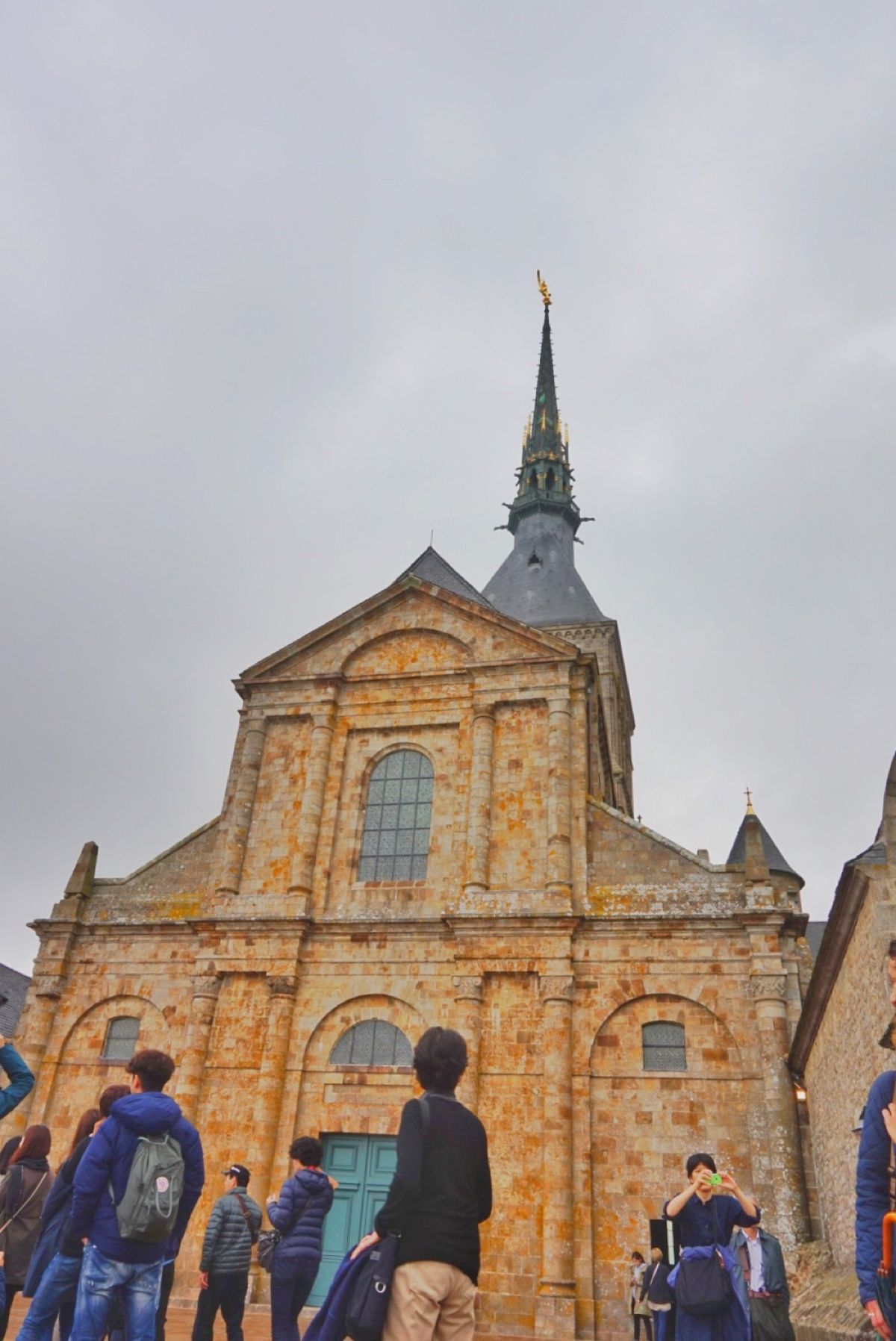 19th Sep. 2016 pic📷

Eglise Abbatiale...