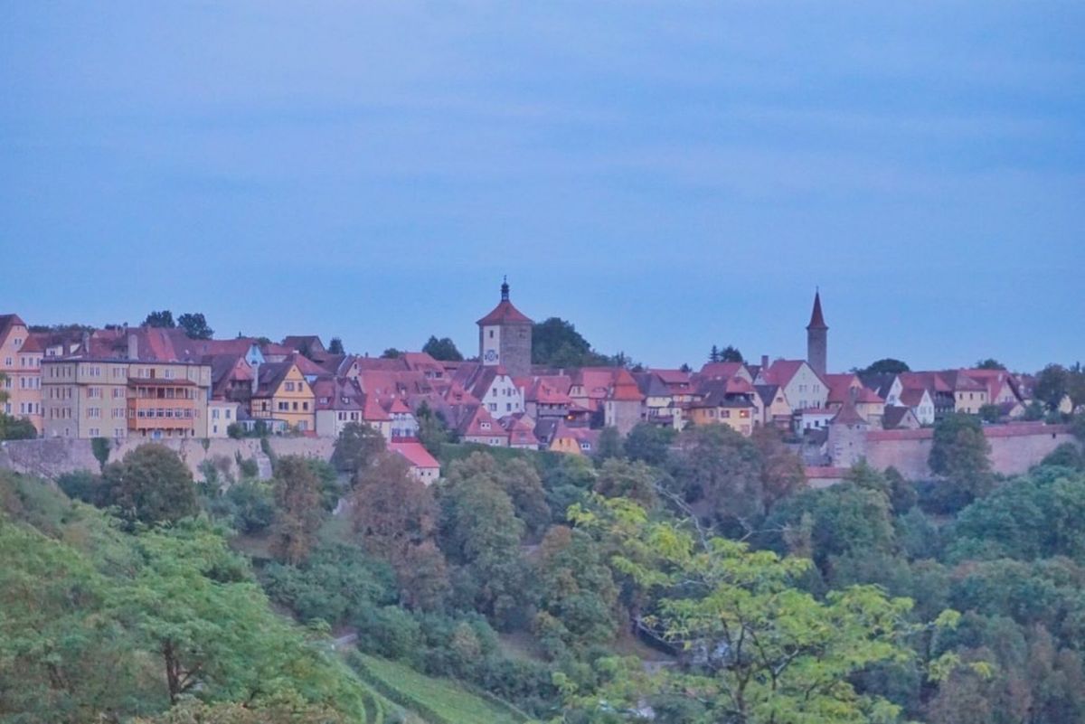 22nd Sep. 2016 pic📷

ローテンブルクは城壁に守られた町...