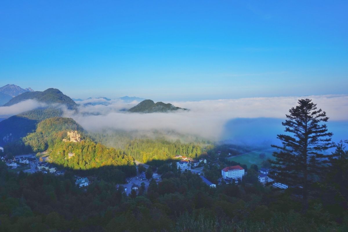 22nd Sep. 2016 pic📷

Schloss Hohensch...