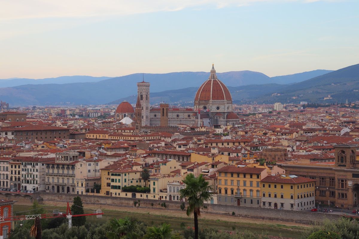 
ヴェネツィアから電車でフィレンツェへ
いちばんの目的はイタリアの最も美し...