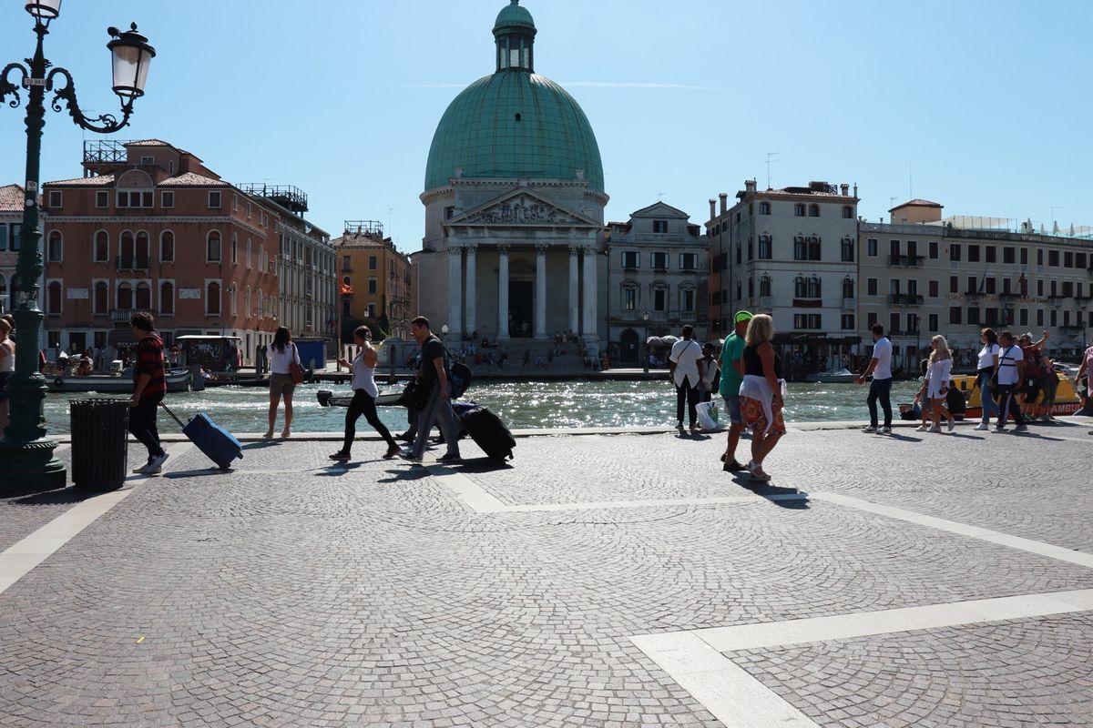
どこを切り取っても画になる
路地の散歩が楽しいヴェネツィア

