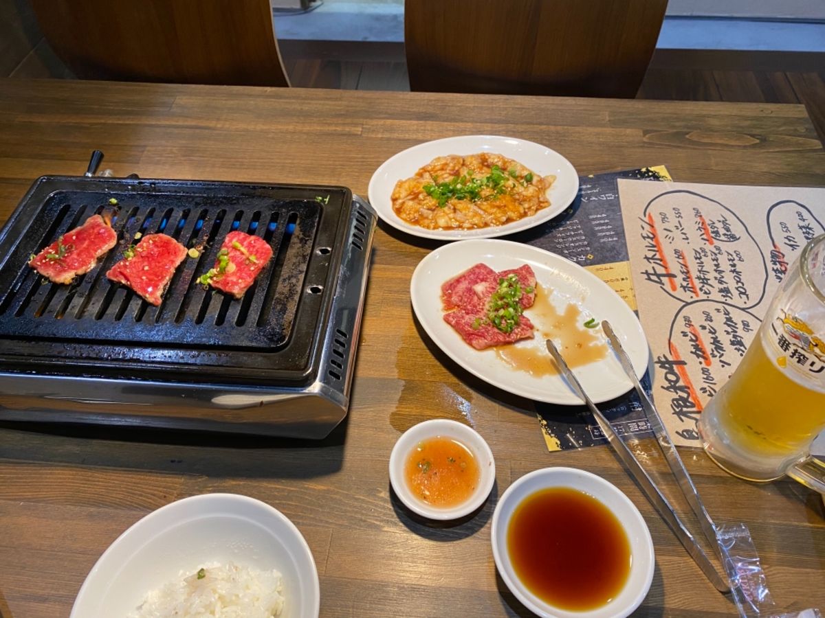 カルビ屋慶

本当は海鮮の食堂に行こうと思ってたら
コロナの影響？なのか閉...