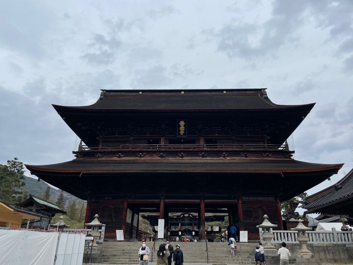 善光寺と東山魁夷館に行ってきました。