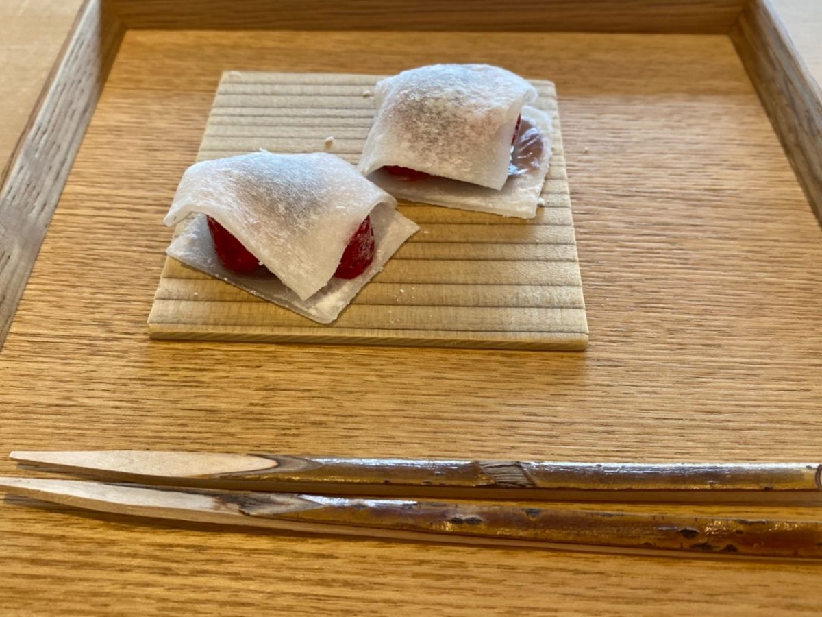 茶洒 金田中

表参道ど真ん中に
こんな和テイストのお店があったとは！

...