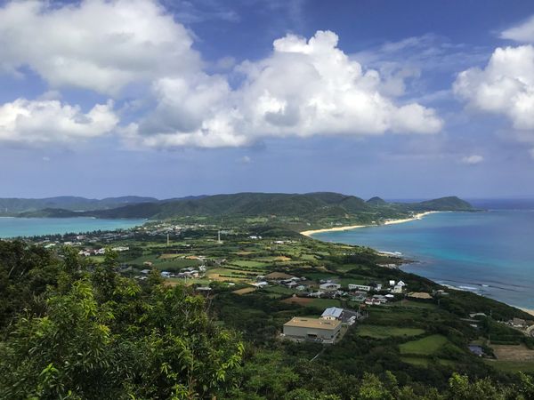 日本・奄美大島「Diving Trip【Amami】」の写真：ふたつの海が見える丘
https://w...