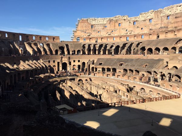 イタリア・ローマ「ローマ旅行」の写真：コロッセオ