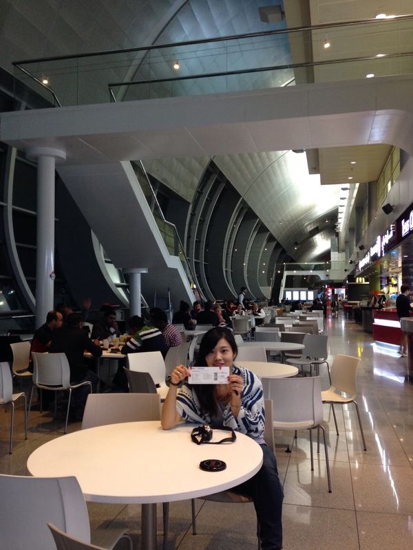 モロッコ「憧れの砂漠モロッコ」の写真：乗り継ぎも同じエミレーツ航空にしておくと...