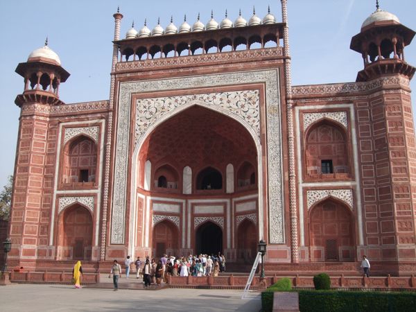 インド・デリー「インド」の写真：順番にタージ・マハルのモスク
ファテープ...