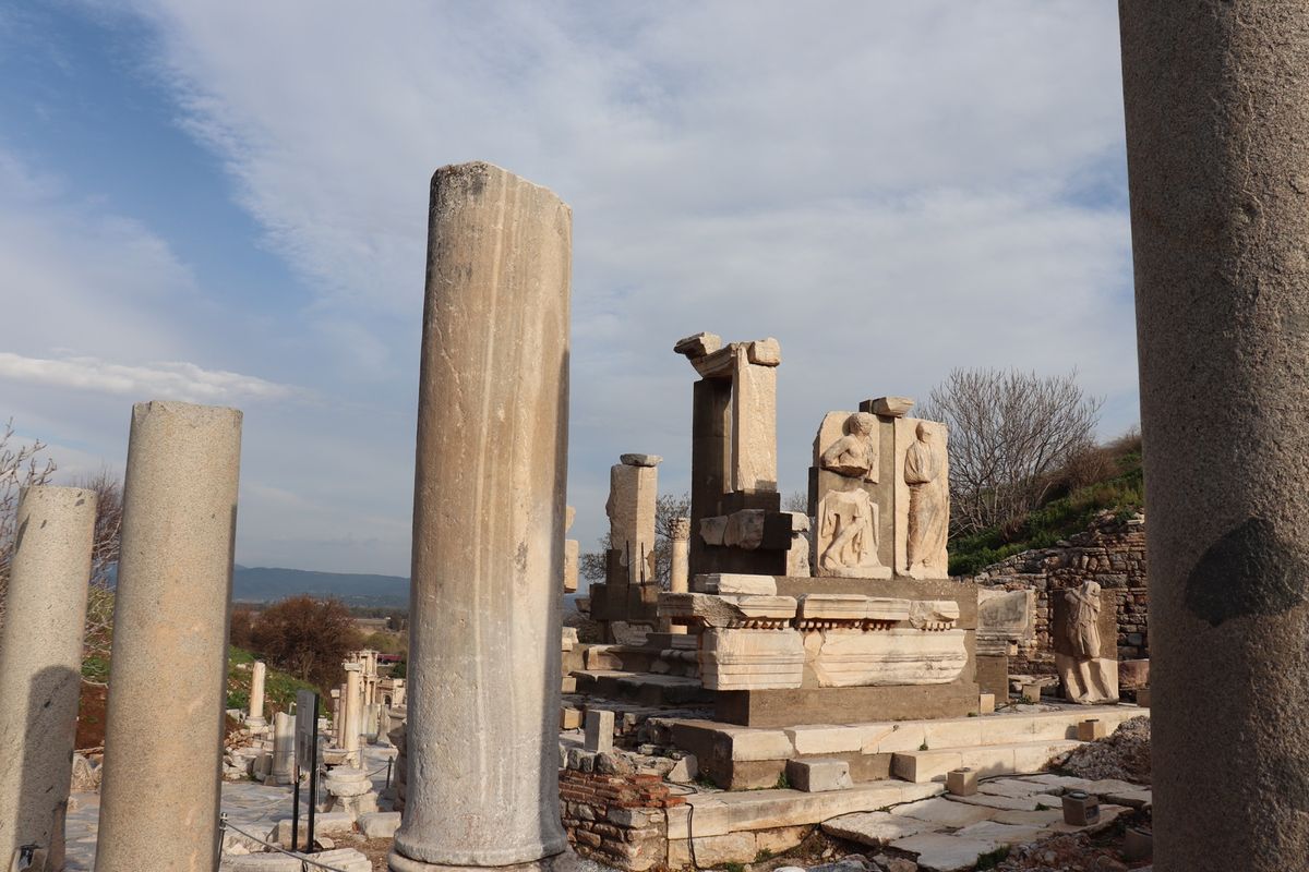 
エフェソス

ツアーならではのガイドさんがいたからこその楽しさ
でも今度...