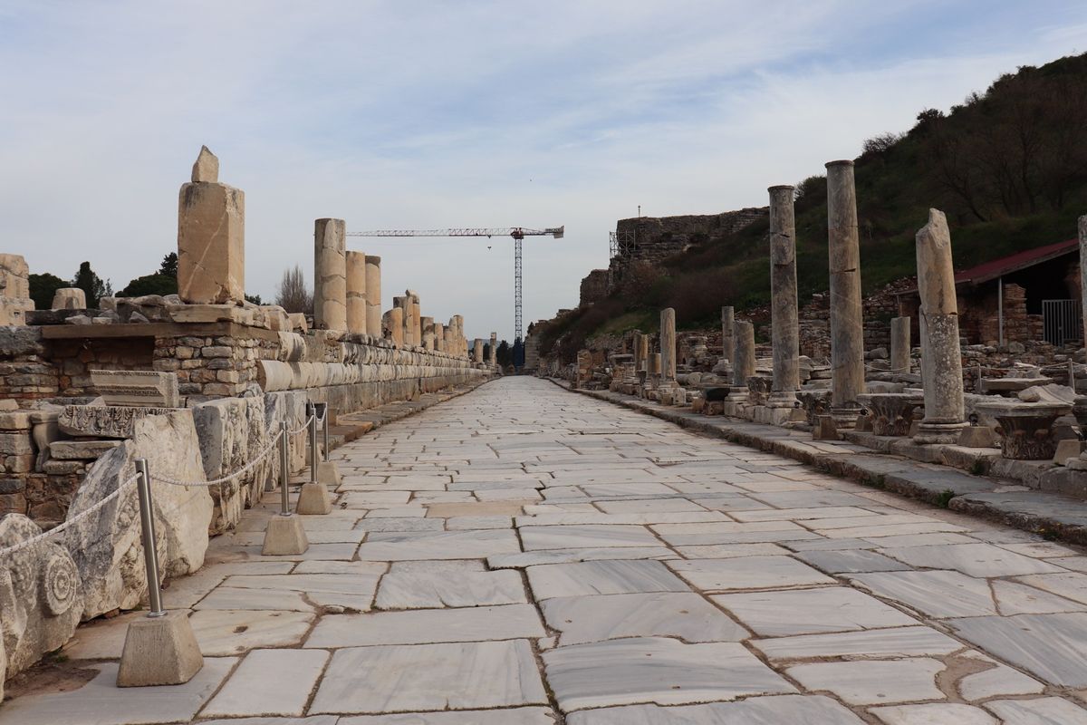 
エフェソス

ツアーならではのガイドさんがいたからこその楽しさ
でも今度...