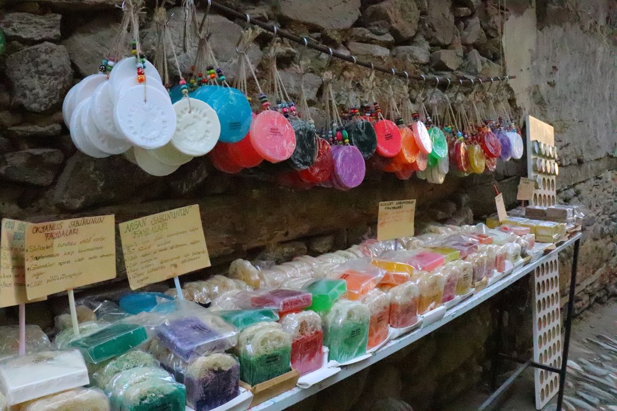 
ブルサ近くのまち

ここの雰囲気はヨーロッパ寄り？