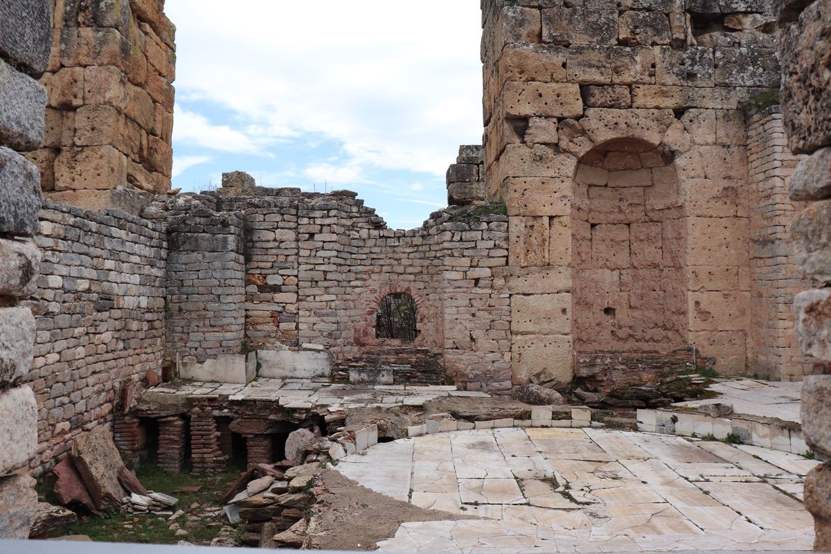 

アフロディシアス

アフロディーテ信仰の地

