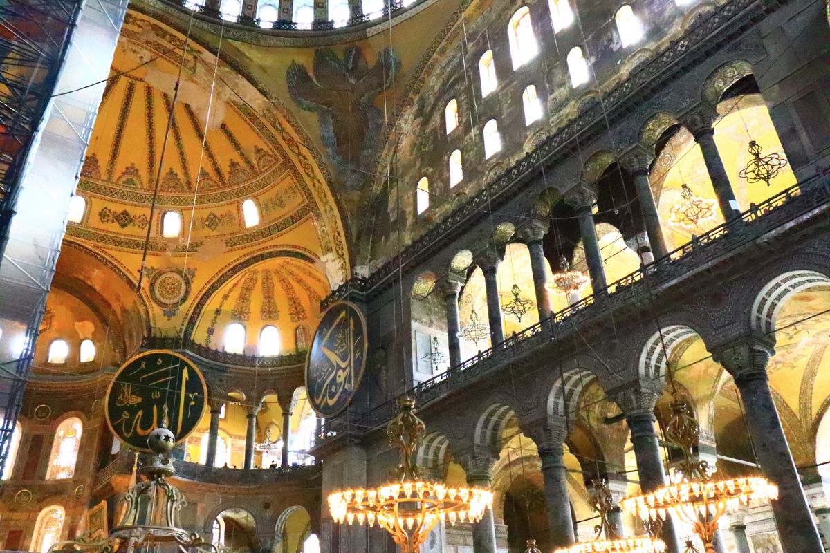 
アヤソフィア
スルタンアフメト・モスク

やっとイスタンブール！

