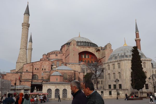 トルコ・イスタンブール「念願の地-トルコ」の写真：
アヤソフィア
スルタンアフメト・モスク...