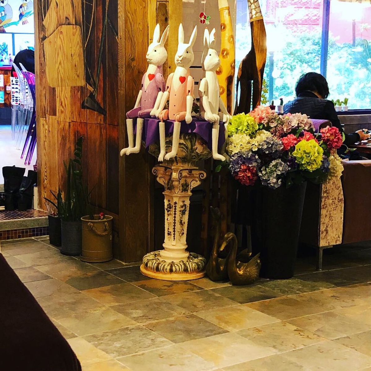 前日、ランチした地元の子オススメのカフェにリベンジ(土曜日休みだったので)...