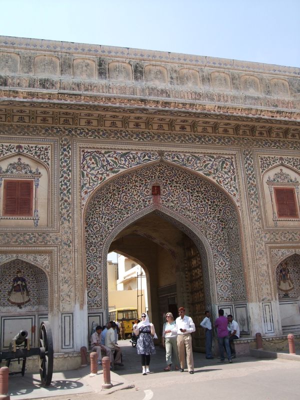 インド・ジャイプル「インド　ジャイプル」の写真：ジャイプルの門
シティパレス(マハラージ...