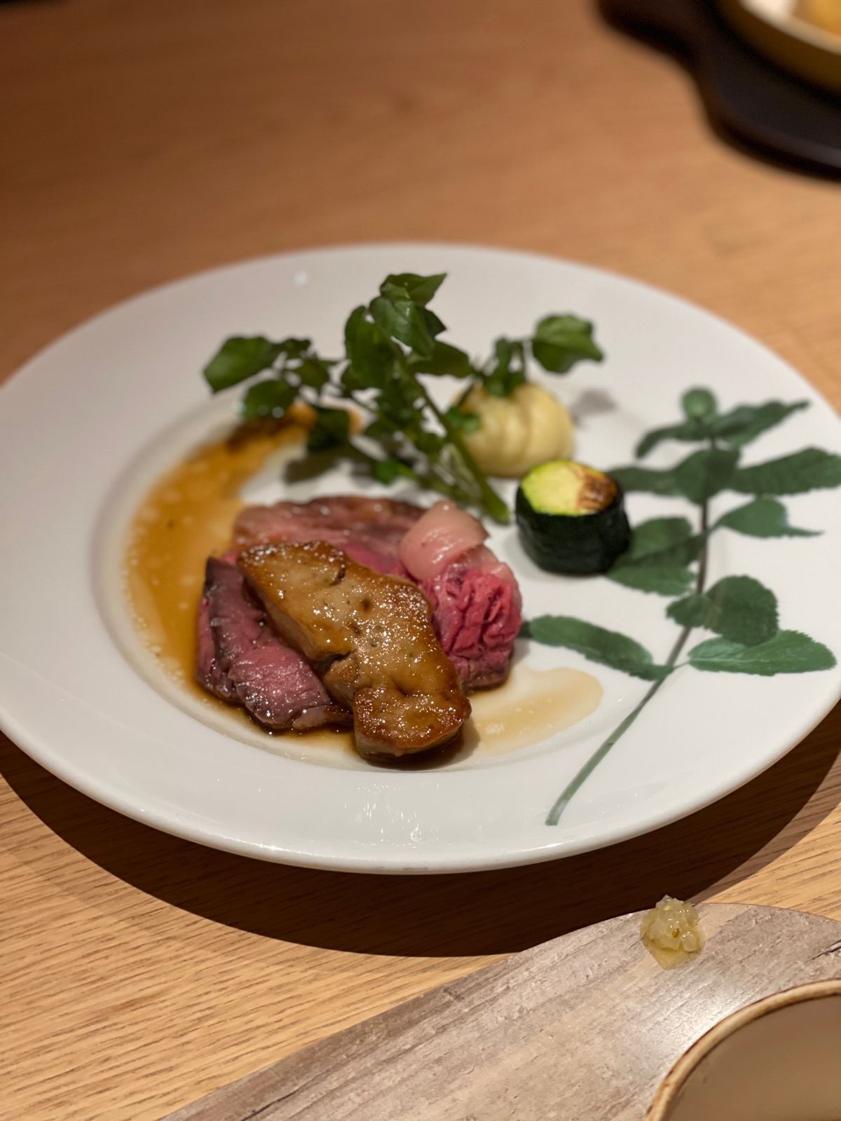 夕食はリゾナーレ那須のレストラン「shaki shaki」

ブッフェ方式...