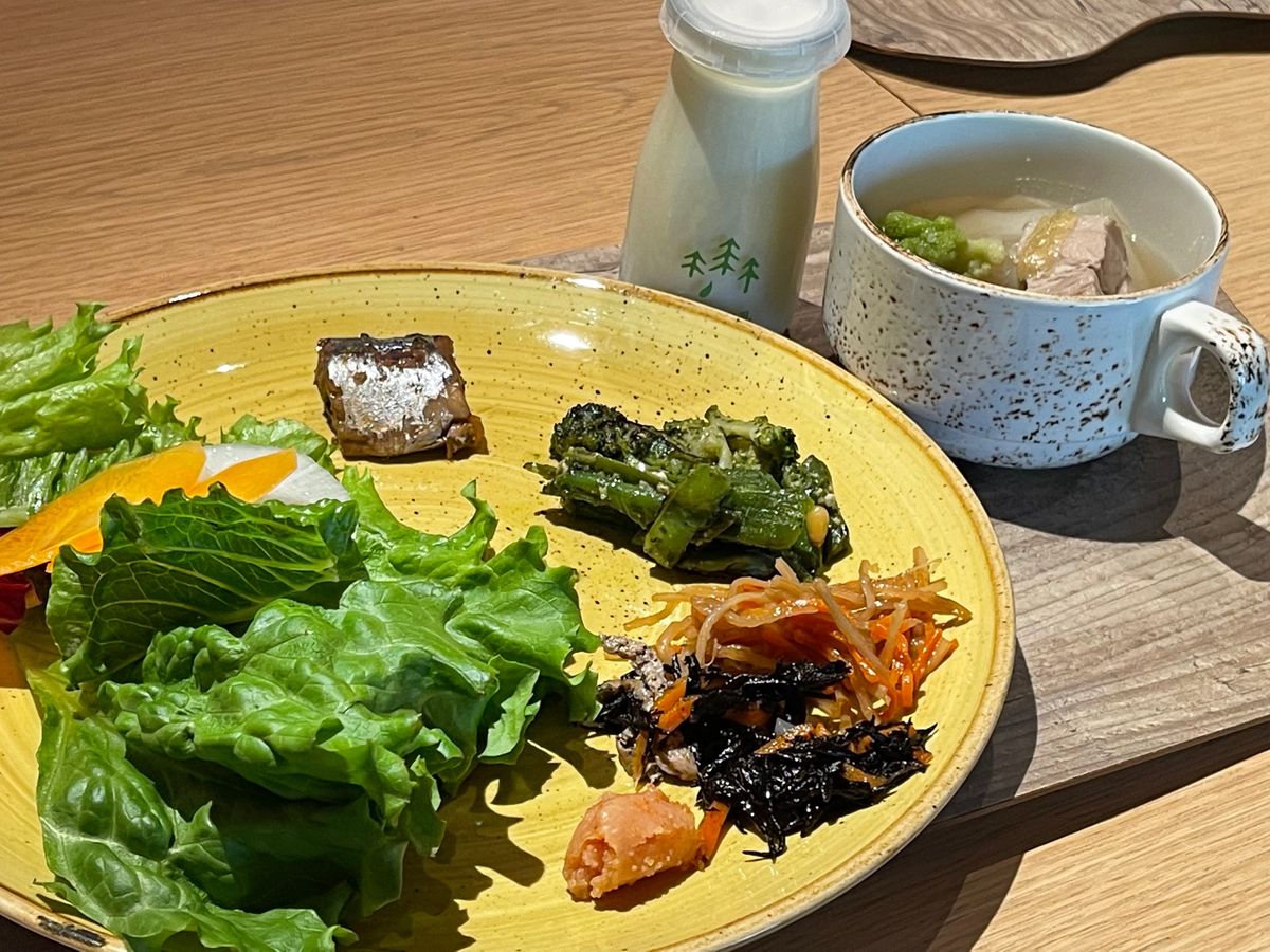 リゾナーレ那須の朝食
同じくshaki shakiです

朝も野菜が多くて...