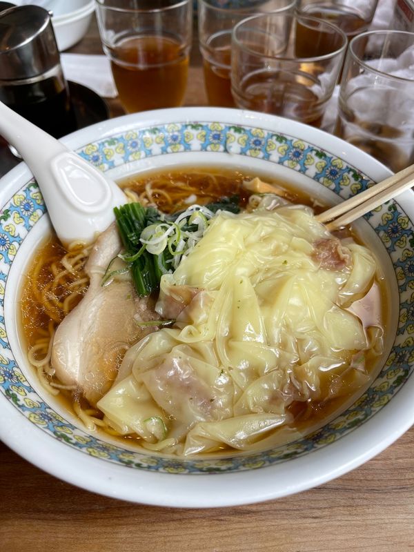 日本・那須「リゾナーレ那須」の写真：帰り道にラーメン屋「麺亭コバ」

麺から...