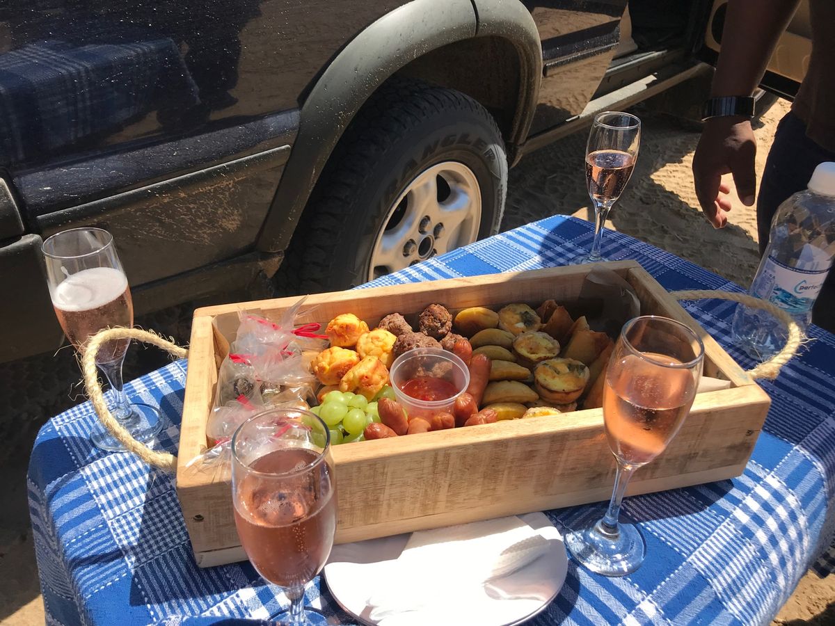 サンドイッチハーバーのツアーをお願いしたのはここです。Sandwich H...