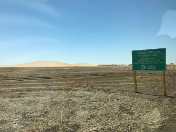 ナミビア・ウィントフック「ナミビア ドライブ旅」の写真：日本人にはあまり人気でもないサンドイッチ...