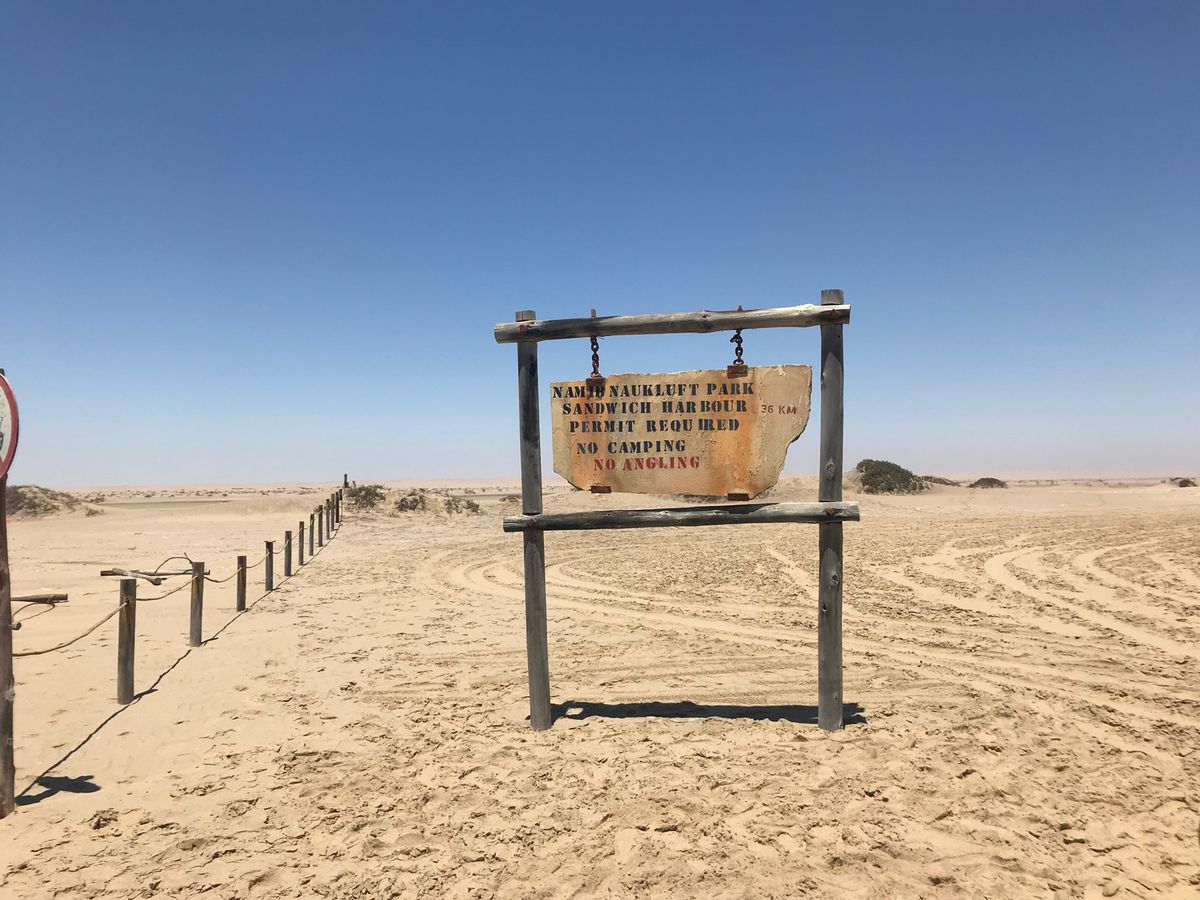 サンドイッチハーバーのツアーをお願いしたのはここです。Sandwich H...