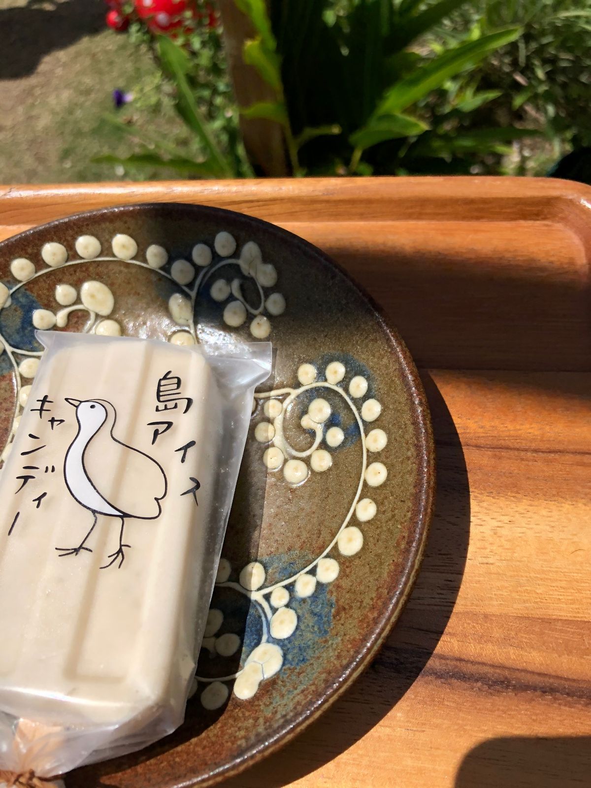 道中、細道を発見したので、恐る恐る入っていくと、ビーチが広がってました✨
...