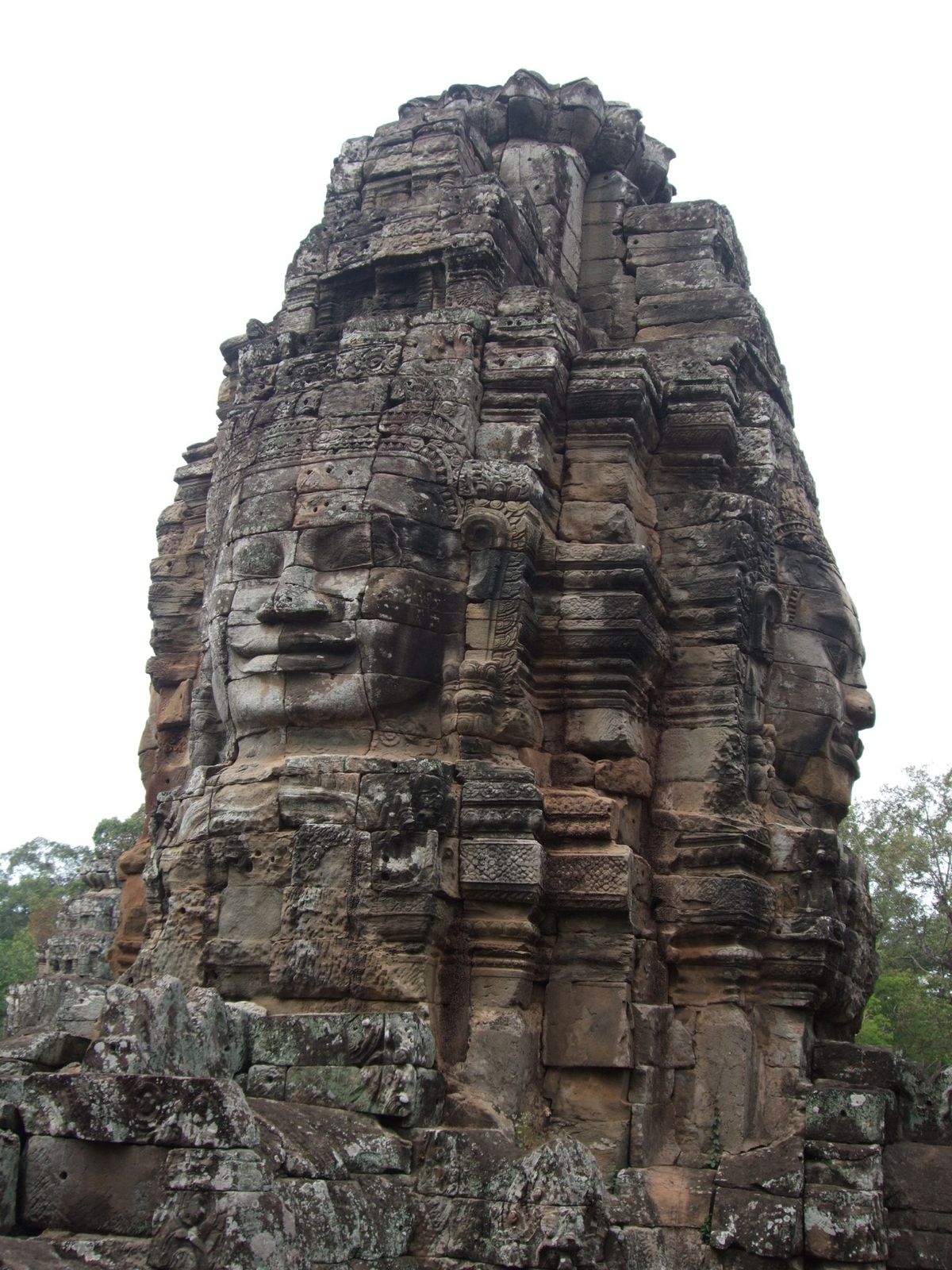 アンコール・トム遺跡　バイヨン
もうみなさんも行かれてると思うのですが、自...