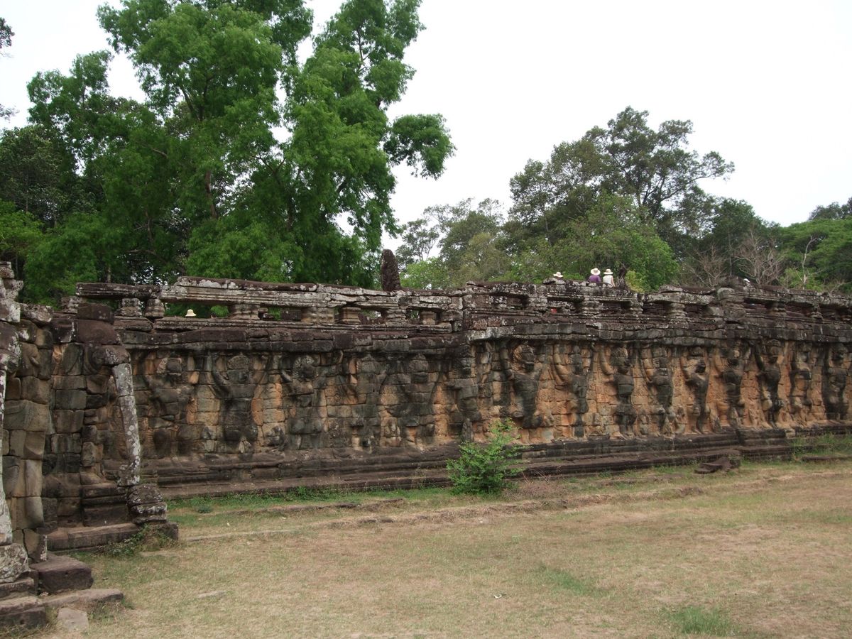 アンコール・トム遺跡　バイヨン
もうみなさんも行かれてると思うのですが、自...
