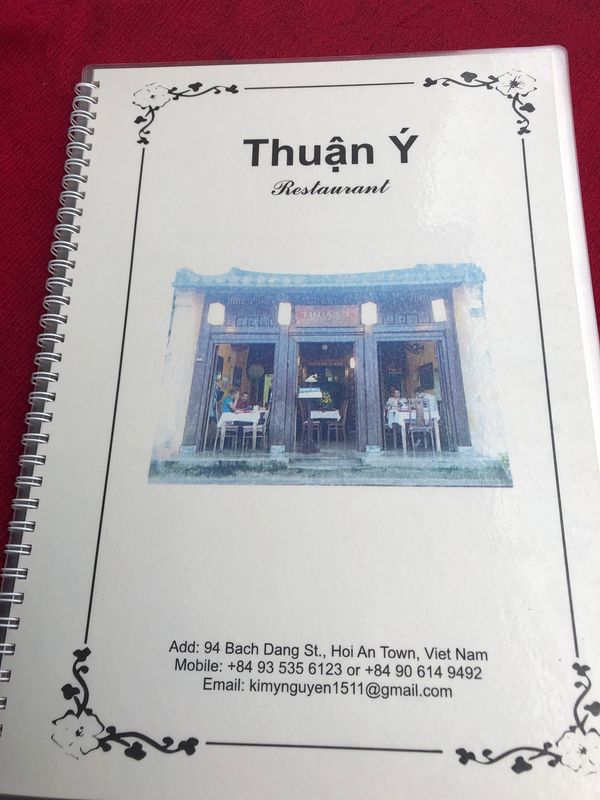 ベトナム・ハノイ「Vietnam, Hoi An, Da Nang, Hanoi」の写真：Thuan Y🍴(Hoi An)
歩いて...