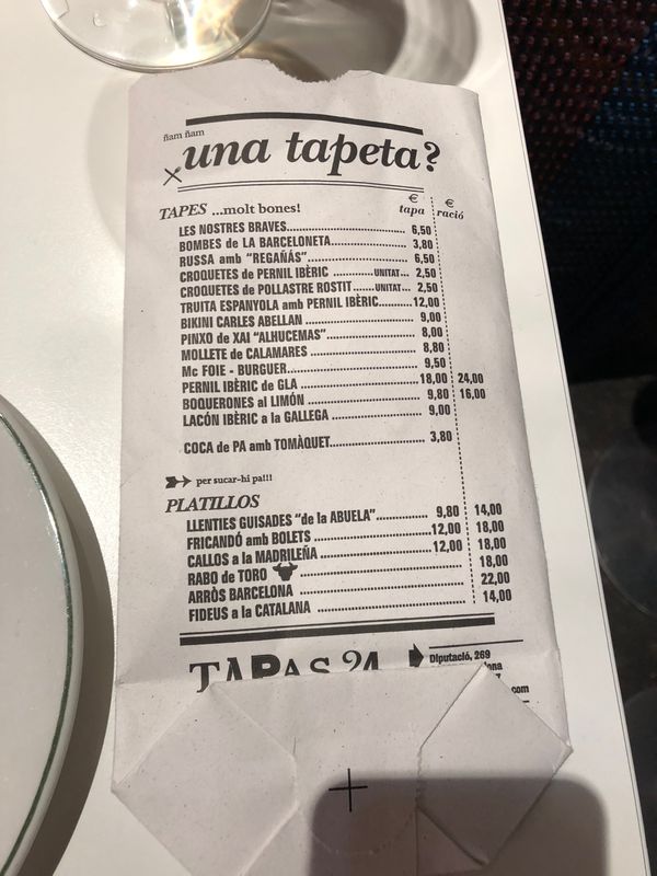 スペイン・バルセロナ「Spain周遊, 半分一人旅」の写真：友人と合流しTAPAS24へ🍷
人気店だ...