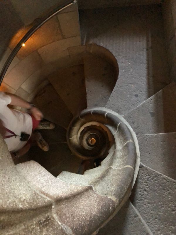 スペイン・バルセロナ「Spain周遊, 半分一人旅」の写真：朝イチでアルハンブラ宮殿に行った後に
G...