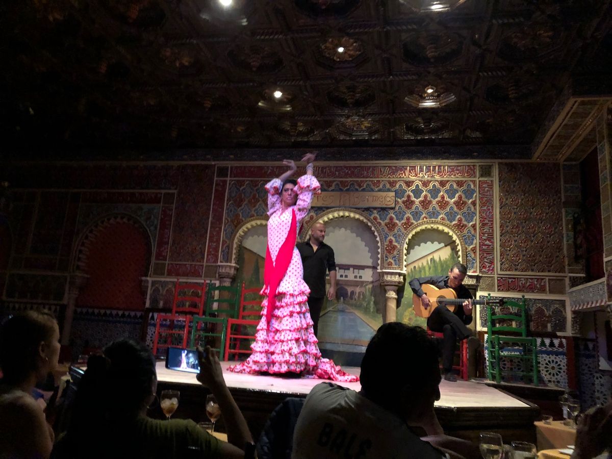 IbizaからMadridへ最後の国内移動✈️
スペイン最後の夜は、フラメ...