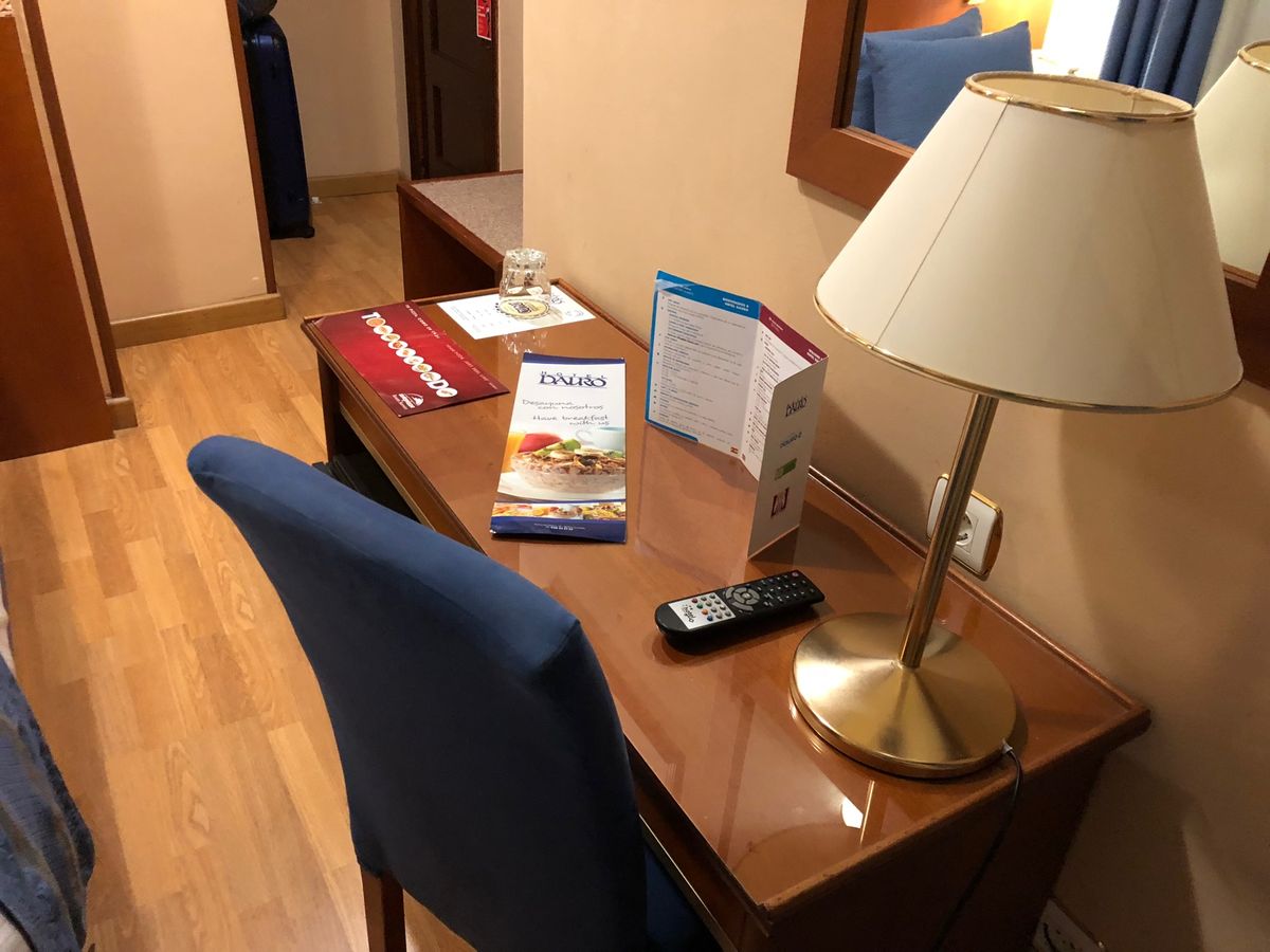 Dauro hotel🏨(Granada🇪🇸)
アルハンブラ宮殿から帰って...