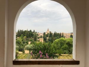 Alhambra palace(Granada🇪🇸)
朝からヘネラリフェ(...