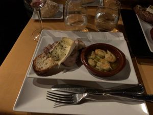 IbizaからMadridへ最後の国内移動✈️
スペイン最後の夜は、フラメ...
