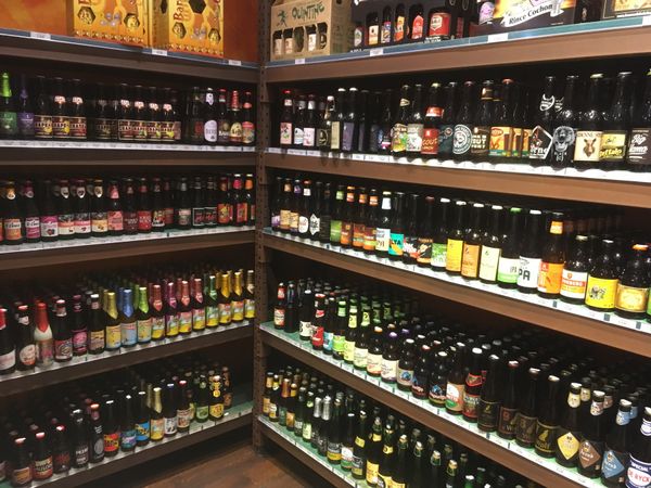 ベルギー・ブリュッセル「Belgium, soccer(Japan vs Ukraine)」の写真：Belgium BEER🍺🍺💕
見てるだ...