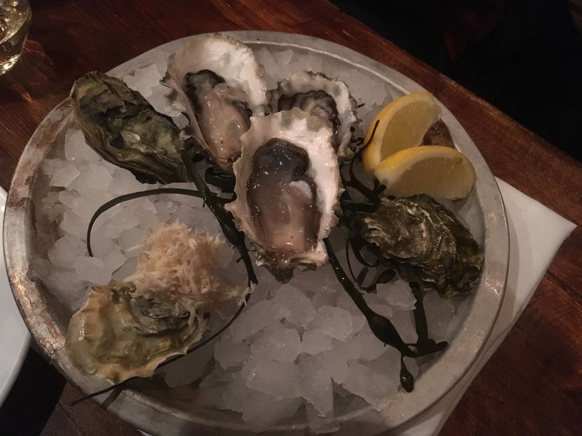 Rodney's oyster house🐟