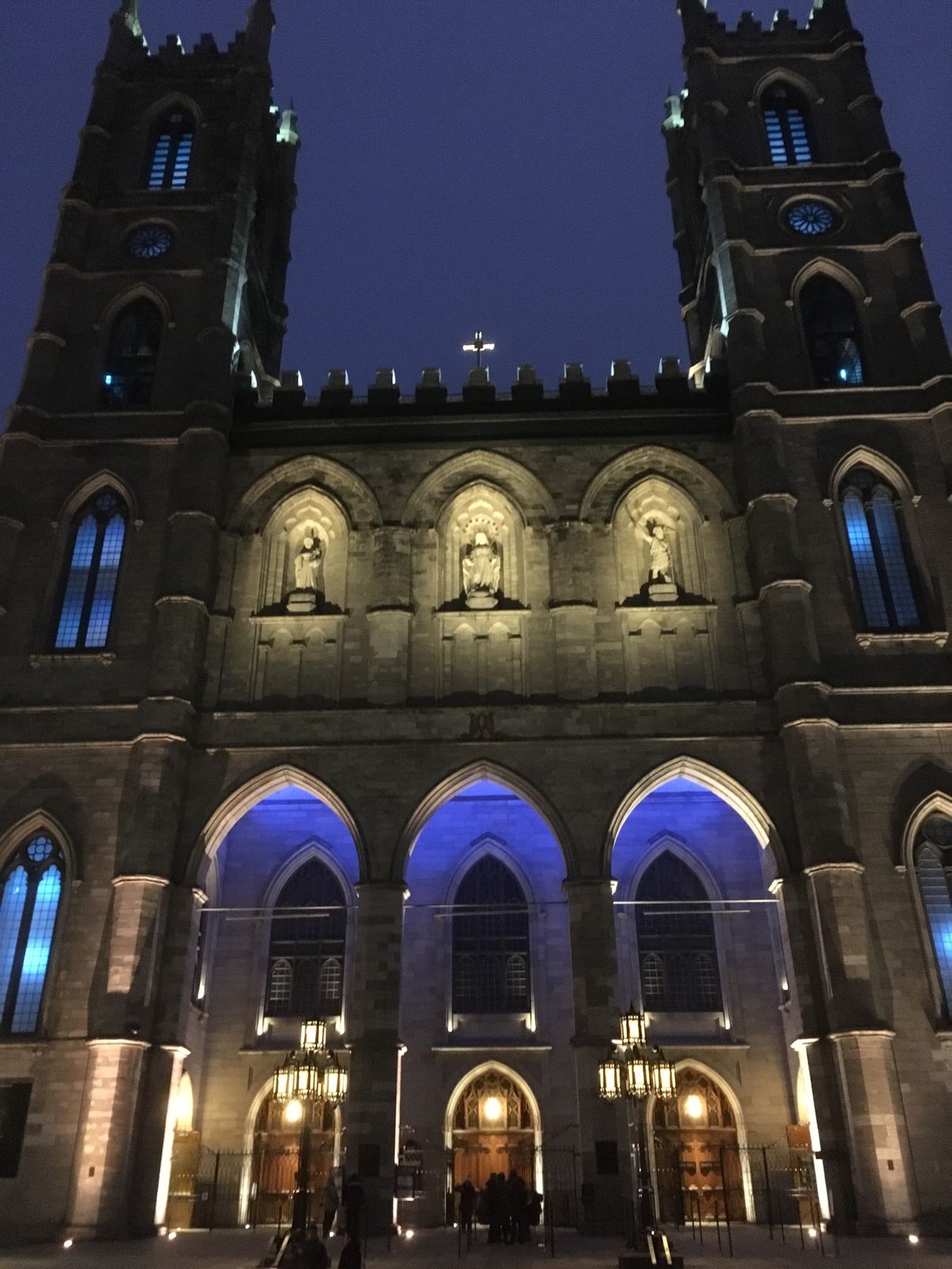 Montreal🇨🇦
ノートルダム大聖堂、本当に綺麗でした…！