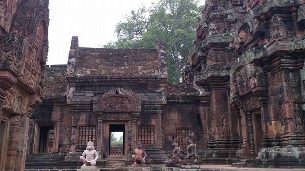 カンボジア・シェムリアップ「Cambodia, 卒業旅行2」の写真：Angkor Wat / Angkor ...